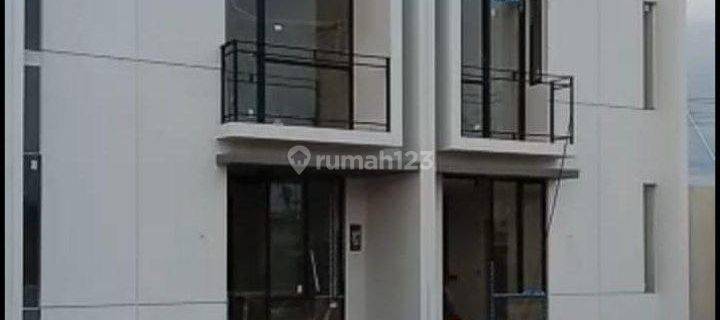 Rumah 2 lantai Cikarang seberang Central Park SHM 1