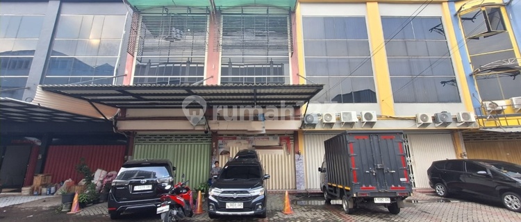 Satellite Town Square Sukomanunggal Shopping and Office Area 1