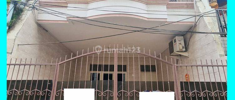 chandra Rumah uk 5x11m di tanjung duren 1