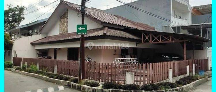 Chandra Rumah Hoek Lt 223m di Komplek Grawisa Tubagus Angke 1