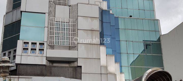 Gedung Atau Kantor Pesanggrahan Raya, Puri Indah, Jakarta Barat 1