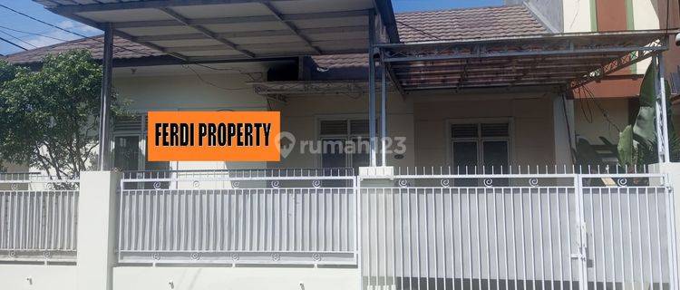 Rumah Hoek 1,5 Lantai Bukit Golf Cibubur 1