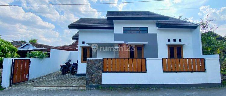 Rumah baru dekat Budi mulia Tajem Maguwo 1