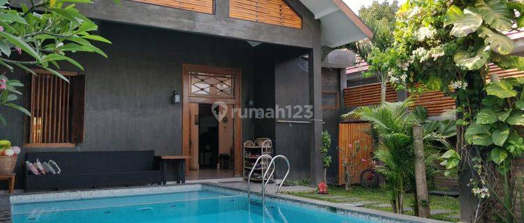 Rumah Besar + Kolam Renang dekat keraton Jogja 1