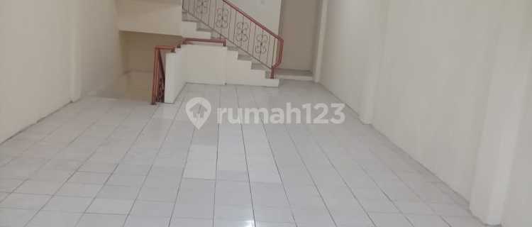 For Rent: Nice 4.5-Story Shop House in Kramat Jaya, Koja - North Jakarta 1