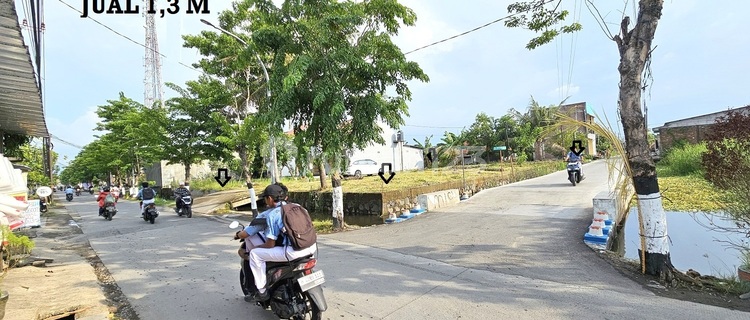 Strategic Land by Dongbiru Roadside near UNISULA-Sultan Agung Hospital. 1