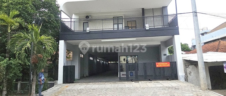 Griya Nikiasri Premier Kos campur mengutamakan kesopanan-kenyamanan-keamanan 1