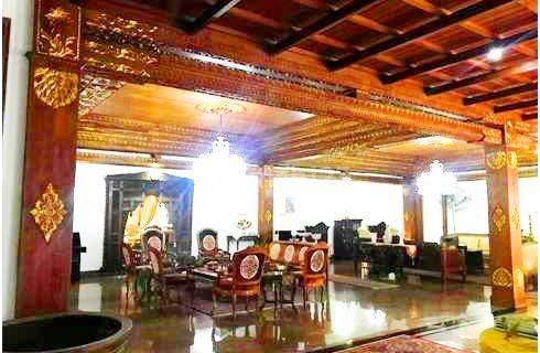 House Patra Kuningan Indonesian Authentic Design For Rent 1