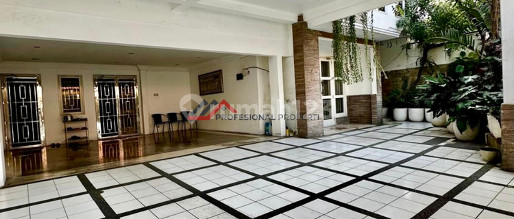 Rumah Mewah Siap Huni Fully Furnished Dekat Pejaten Village area Jakarta Selatan 1
