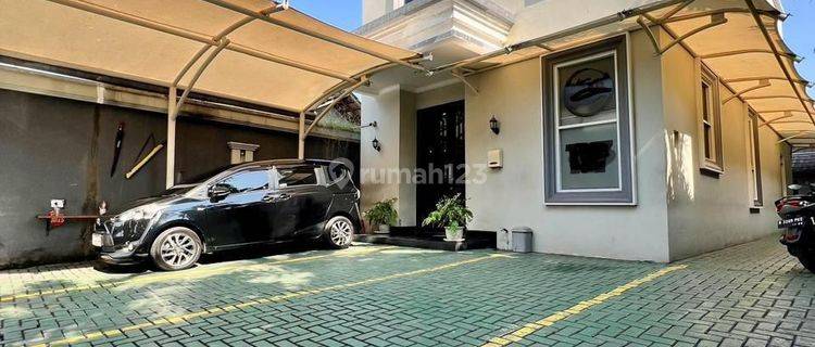 Dijual Gedung Komersil 3 Lantai Lebak Bulus Jakarta Selatan 1