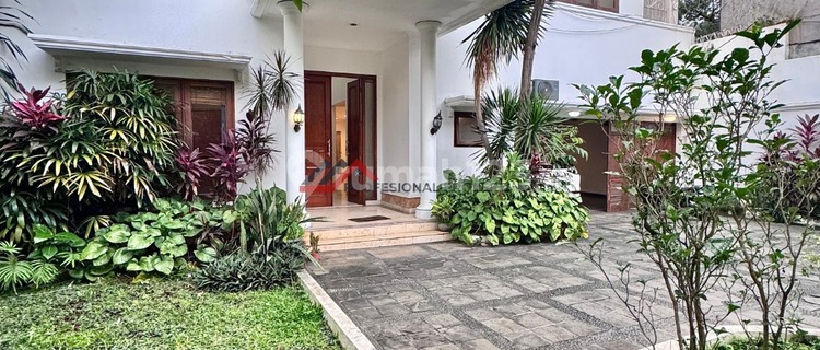 Kemang Dalam Nice House Large Yard Premium Area Expat-Friendly Neighborhood Flood-Free 1