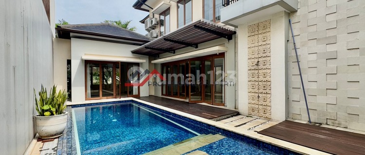Rumah Modern Tropis Nuansa Villa Bali Dalam Cluster Di Kemang Jakarta Selatan 1