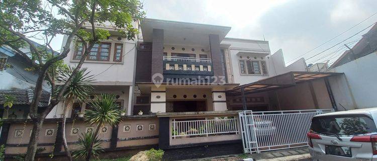 Dijual Rumah di Bintaro Jaya Sektor 9 Kucica Semi Furnish 1