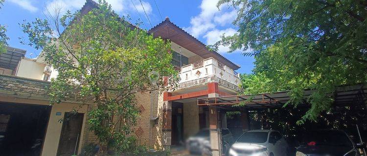 Rumah 2 Lantai Lokasi Bagus Dijual, area Denpasar Barat 1