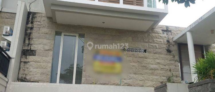 Rumah Minimalis Dengan One Gate Dijual, area Ubung 1