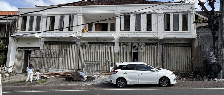 Large Shop House in Strategic Location for Sale, in Benoa, Nusa Dua Area 1