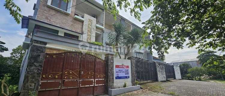 Rumah 5 Kamar Tidur Cantik Dijual, di Gatsu Barat Denpasar Area 1