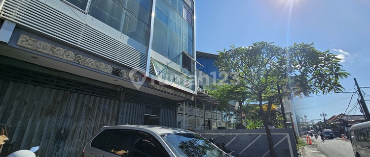 3-Story Shop House for Rent, in Pedungan Denpasar area 1