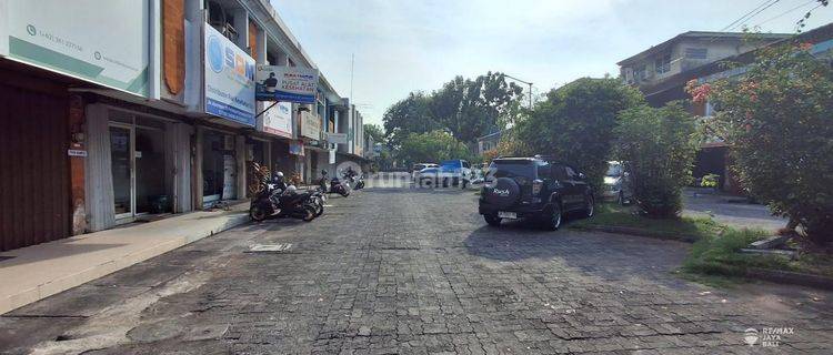 Gedung 6 Lantai Dijual, Area Denpasar Barat 1