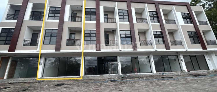 3-Storey Ruko (Shop House) with Complete Legality for Sale, in Uluwatu Area, South Kuta 1