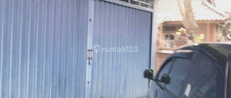 Ruko Lokasi Strategis Disewakan, di Tabanan 1