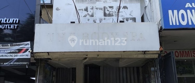 3-Story Shop House for Sale on Main Roadside, in Tuban, Kuta Area 1