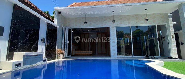 Villa Bagus Dijual Sudah Ada Furniture, Area Ungasan 1