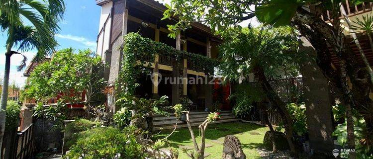 Villa Exclusive For Sale Full Furnished, Petitenget Area 1