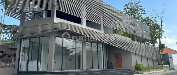 2-Story Building Convertible to Office for Sale, Tabanan area 1