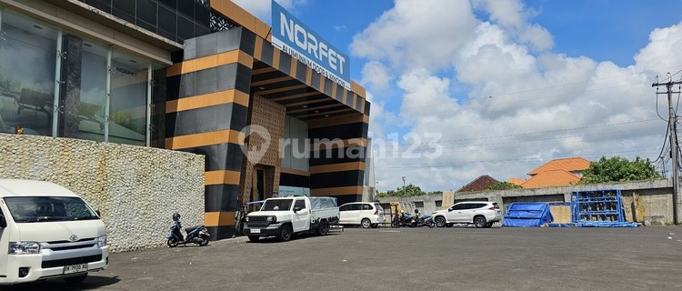 Building / Commercial Space 37 Are for Rent, in Jimbaran-Nusa Dua 1
