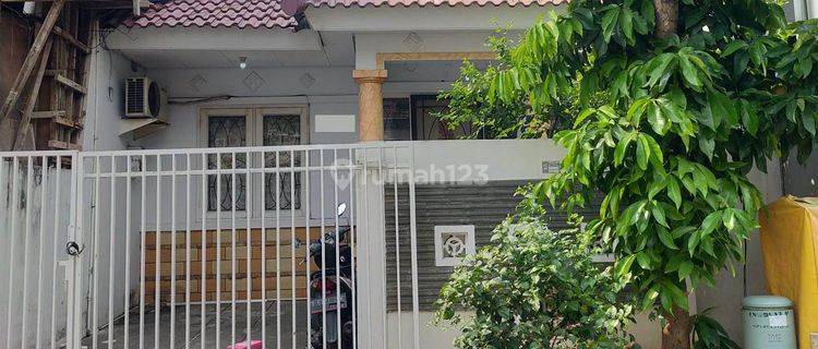 Dijual Rumah di Metro Permata 1