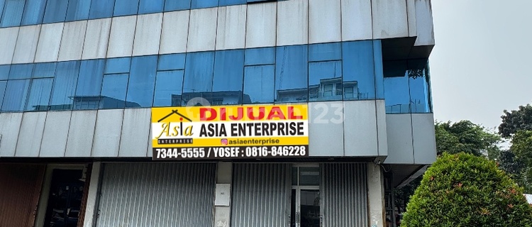 2 Adjacent Shophouses suitable for offices 1