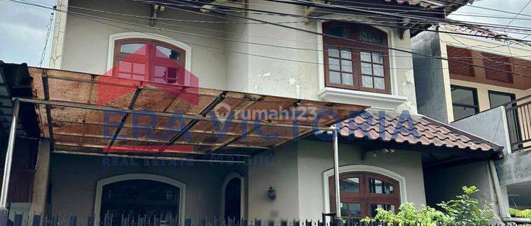 Rumah Bagus Di Jantung Kota Malang Dekat Pangkalan AL, Alun-alun, Pusat Perbelanjaan  1