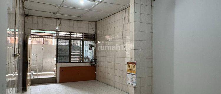 Rumah Pekojan Raya Dekat Tubagus Angke Jembatan Lima Kota 1