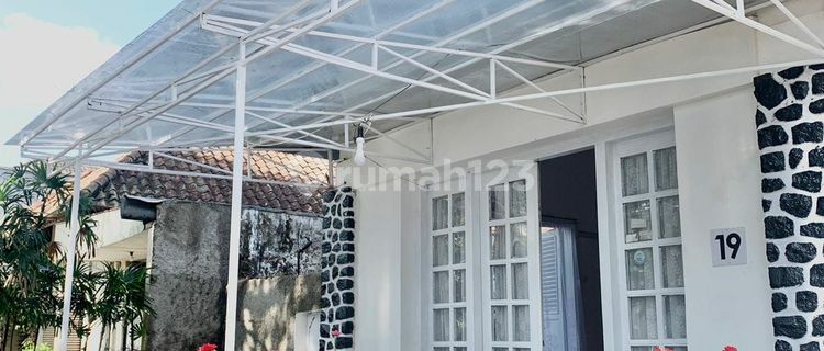 DIJUAL RUMAH STRATEGIS RIAU SUPRATMAN BANDUNG 1