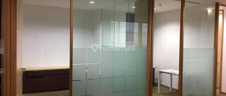 Kantor Space Office Menara Sudirman Disewakan Furnished 1