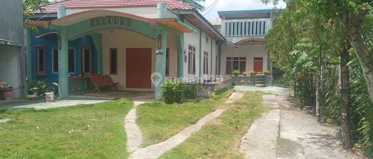 Jual cepat Rumah besar bagus hook di Sampit, Ketapang , Kalimantan Tengah 1