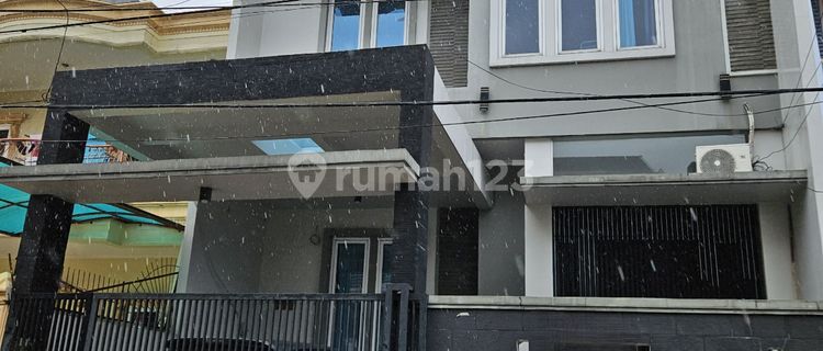 For Sale New 3.5-Story House Ready to Move In Green Garden Jakarta Narat 1