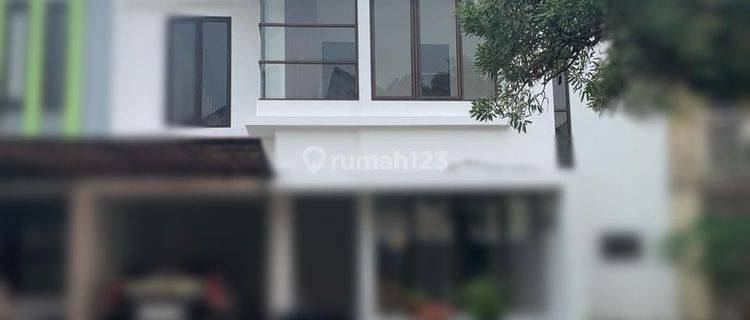 Rumah Ada Danau Didala Cluster Siap Huni Gading Serpong 1