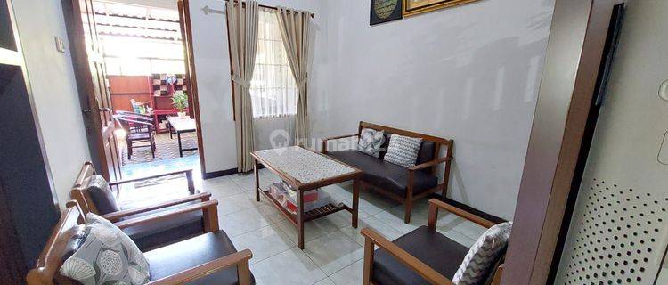 Rumah 2 Lantai Bagus Semi Furnished SHM di Tanjung Sari Asri , Antapani Bandung 1