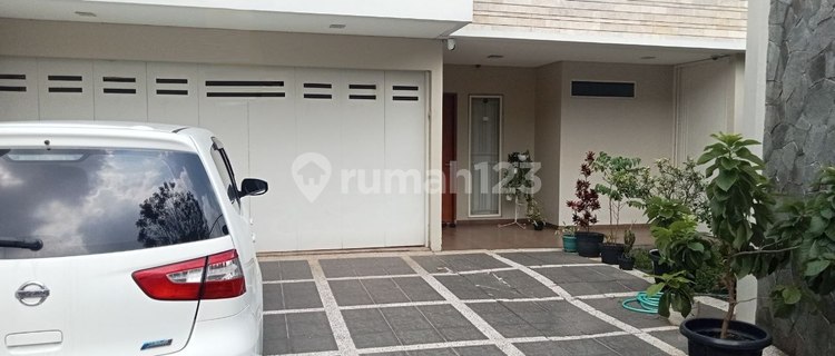 Nice Luxury House In Sukahaji Cluster Setrasari Bandung 1