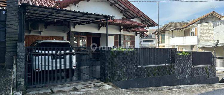 Rumah Hook Di Cimahi Dekat Gateway Dan Tol Pasteur 1