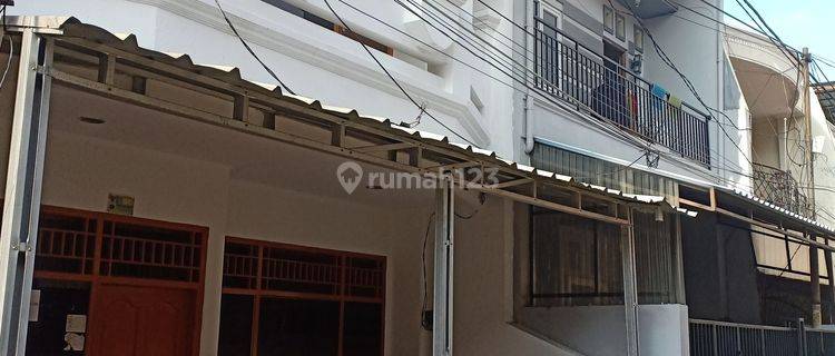 Non.596 Rumah 2,5 Lt, Jln 1 Mobil tanjung Duren Jakarta Barat  1