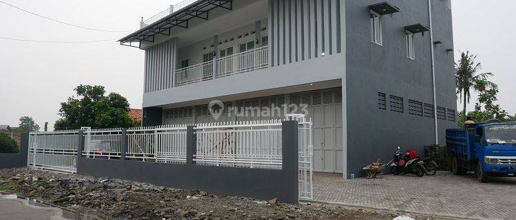 4 Unit Ruko Gandeng Siap Pakai, Timur Laut, Lokasi Sangat Strategis 1