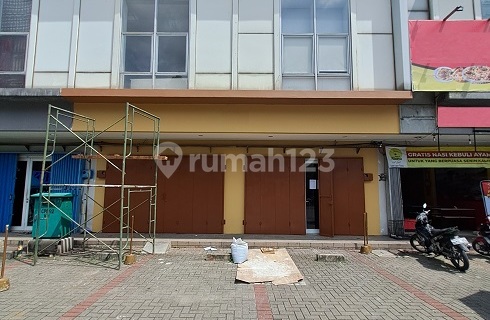 2 Adjacent Shophouses for Rent, 2.25 floors, South, in Azores Shophouse Complex. 1