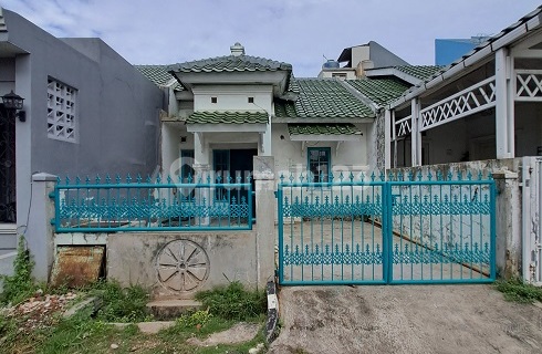 Ready to occupy, Renovated, 1 floor, east, in Banjar Wijaya Cluster 1