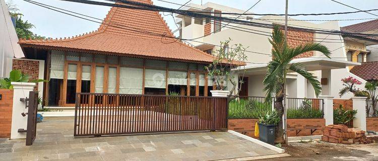 Dijual Rumah Elegan Modern Siap Huni Rempoa  1