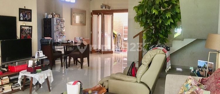 Ready-to-Move-In House in Pondok Indah 1