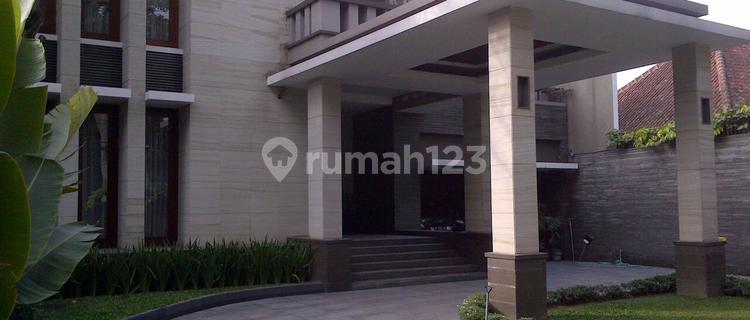 For Sale Luxurious House Near Sadikin Hospital, Cipaganti Wing, Bandung 1