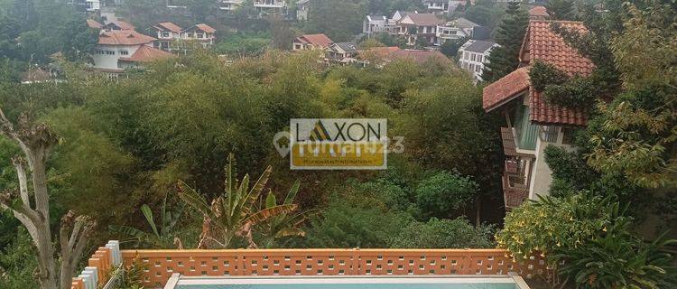 Dijual Rumah Lux Bagus View City, Furnished Komplek Dago Resort 1